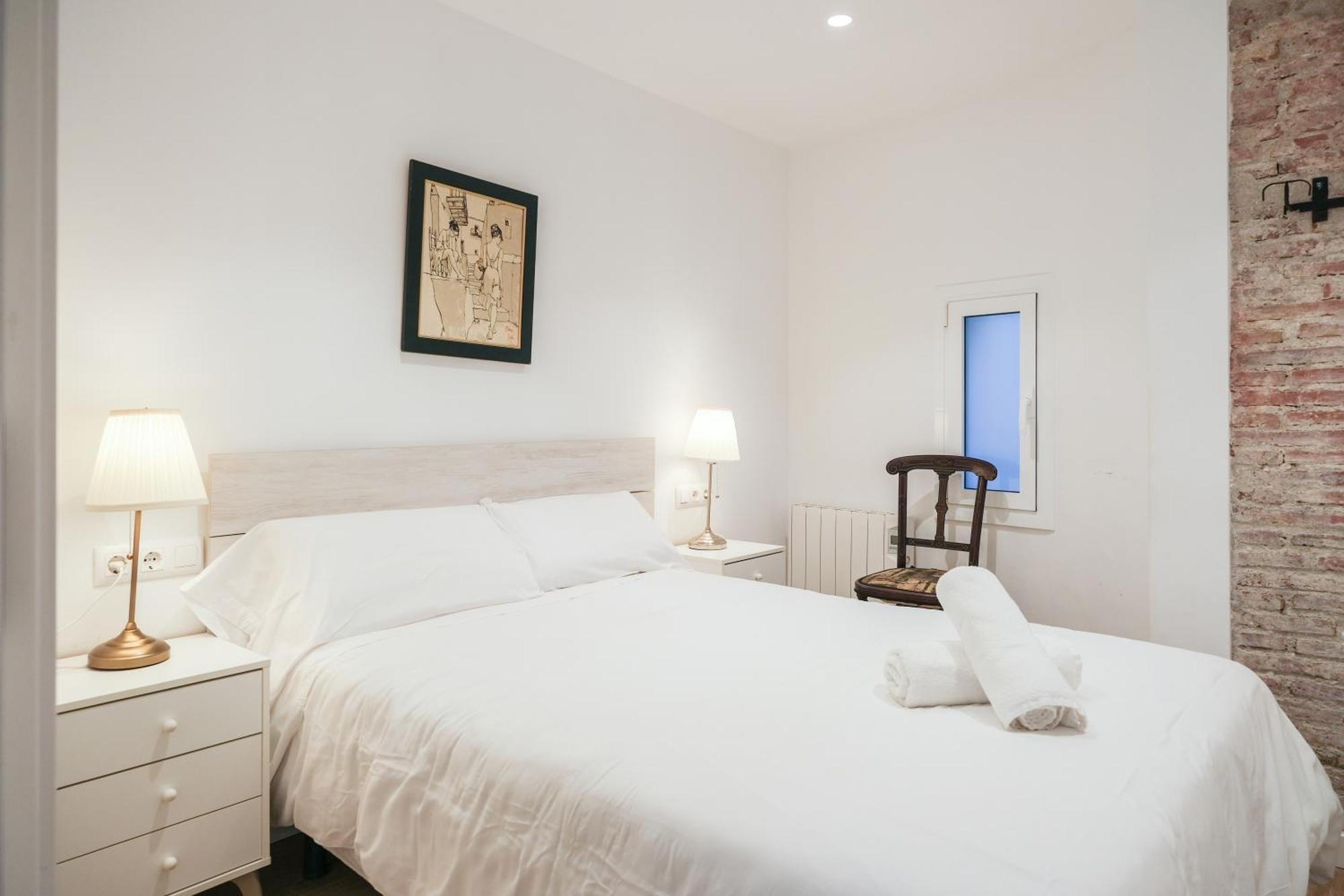 Ganganell Atic Apartamento Con Terraza En Besalu Ngoại thất bức ảnh